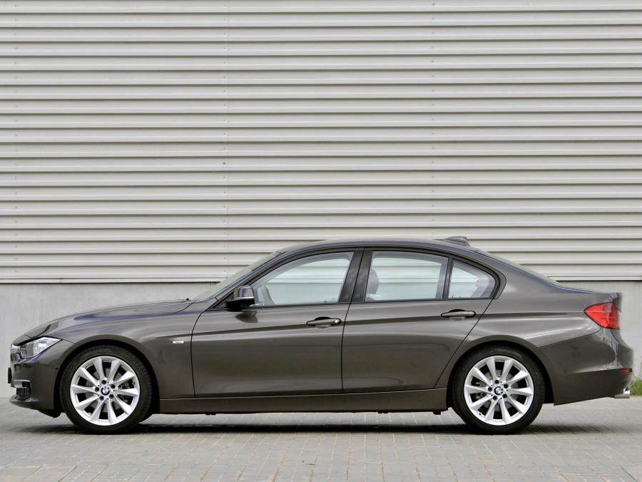  BMW 320d Sedan Modern Line 2012 года  (фото 6 из 16)